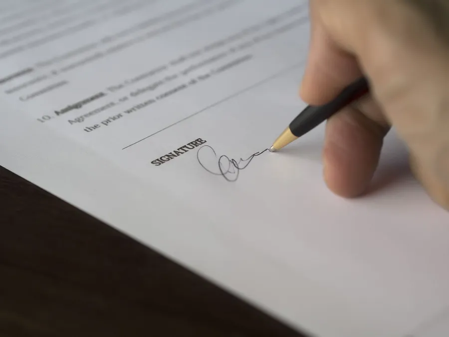Le contrat comporte des mentions obligatoires